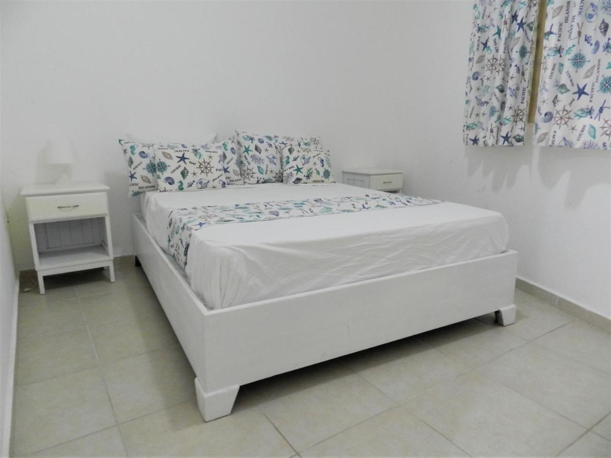 Karimar Beach Condo Hotel Пунта Кана Екстериор снимка