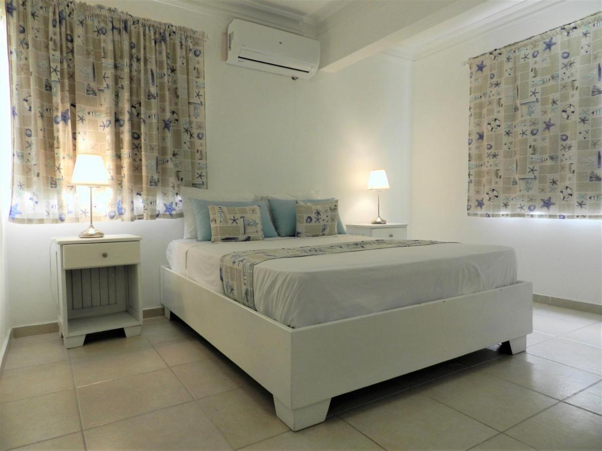 Karimar Beach Condo Hotel Пунта Кана Екстериор снимка